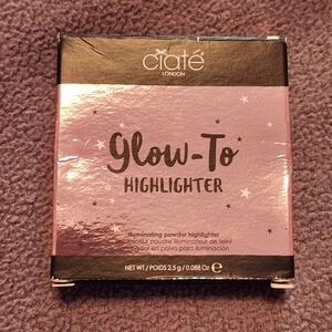 Ciate Glow-To highlighter
